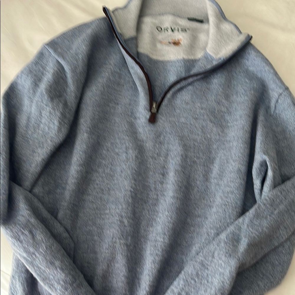 Orvis Men's Blue Sweater